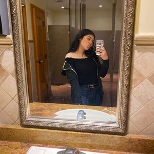 Meet your Posher, Leonor